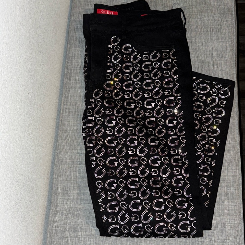 Guess girly g stone straight high pants new
